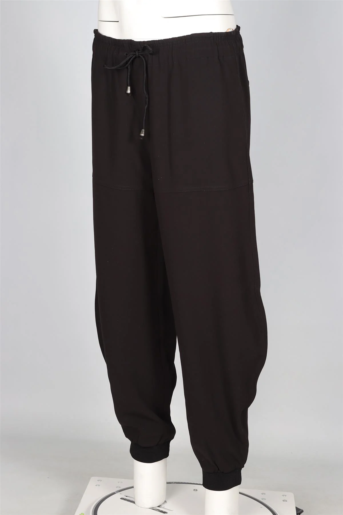 CHLOÉ BLACK CREPE TAPERED TROUSERS FR 40 UK 12 - Image 3