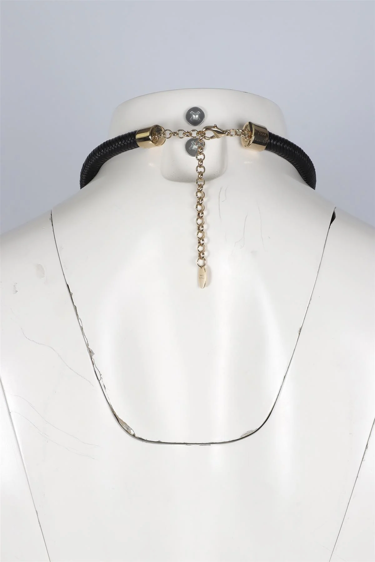 CHLOÉ BLACK LEATHER NECKLACE - Image 9
