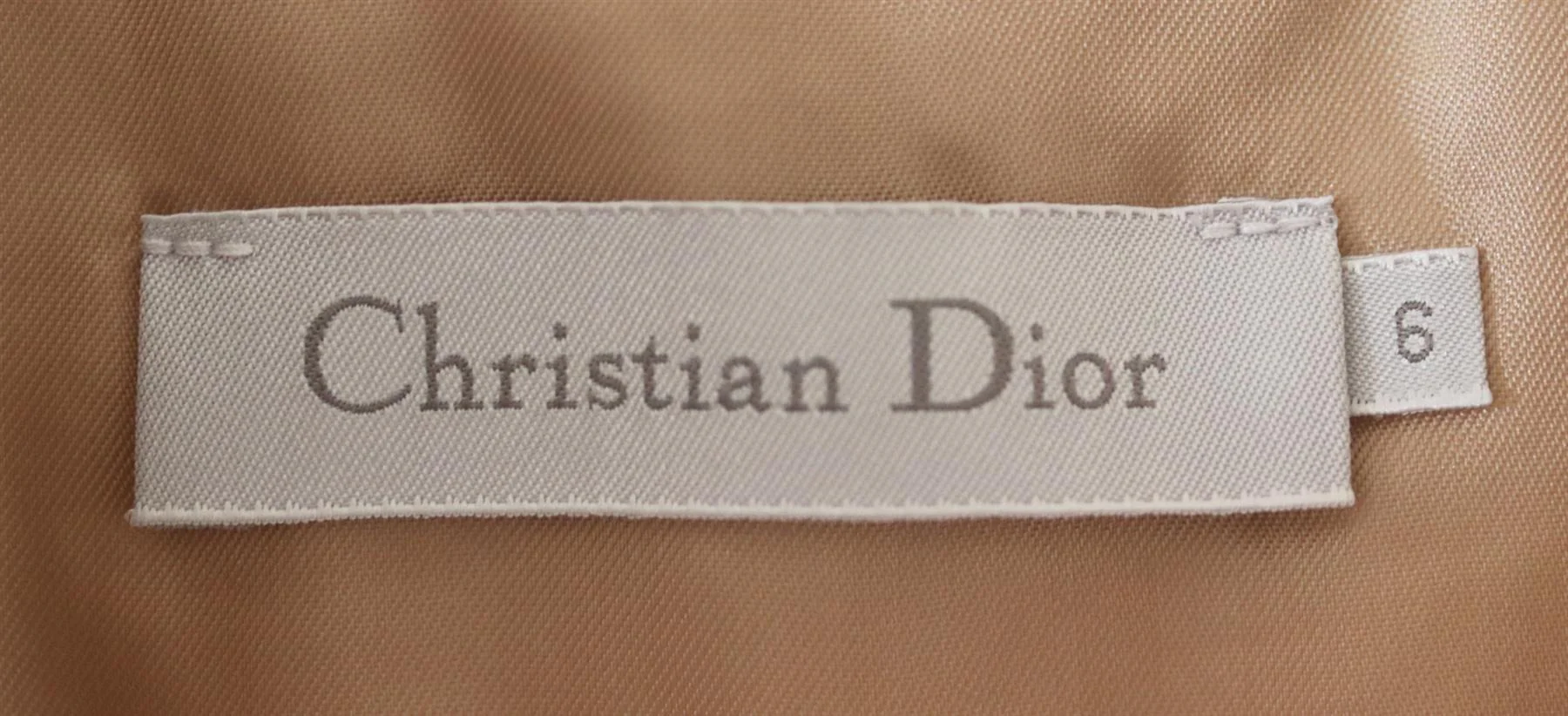 CHRISTIAN DIOR KIDS GIRLS METALLIC PADDED JACKET 6 YEARS - Image 4