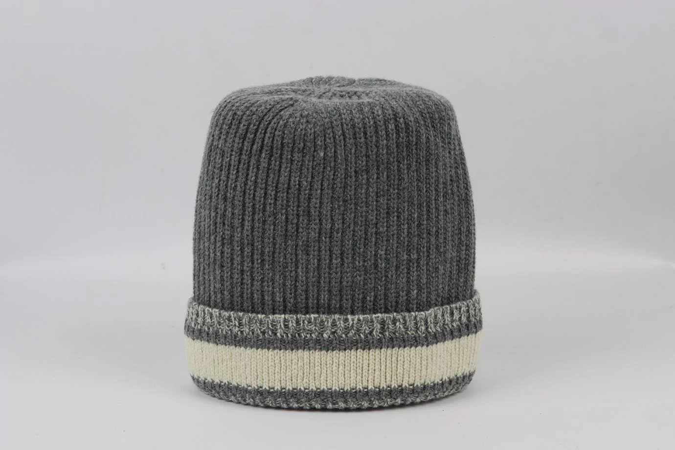 CHRISTIAN DIOR LOGO INTARSIA CASHMERE BLEND RIBBED BEANIE ONE SIZE - Image 2