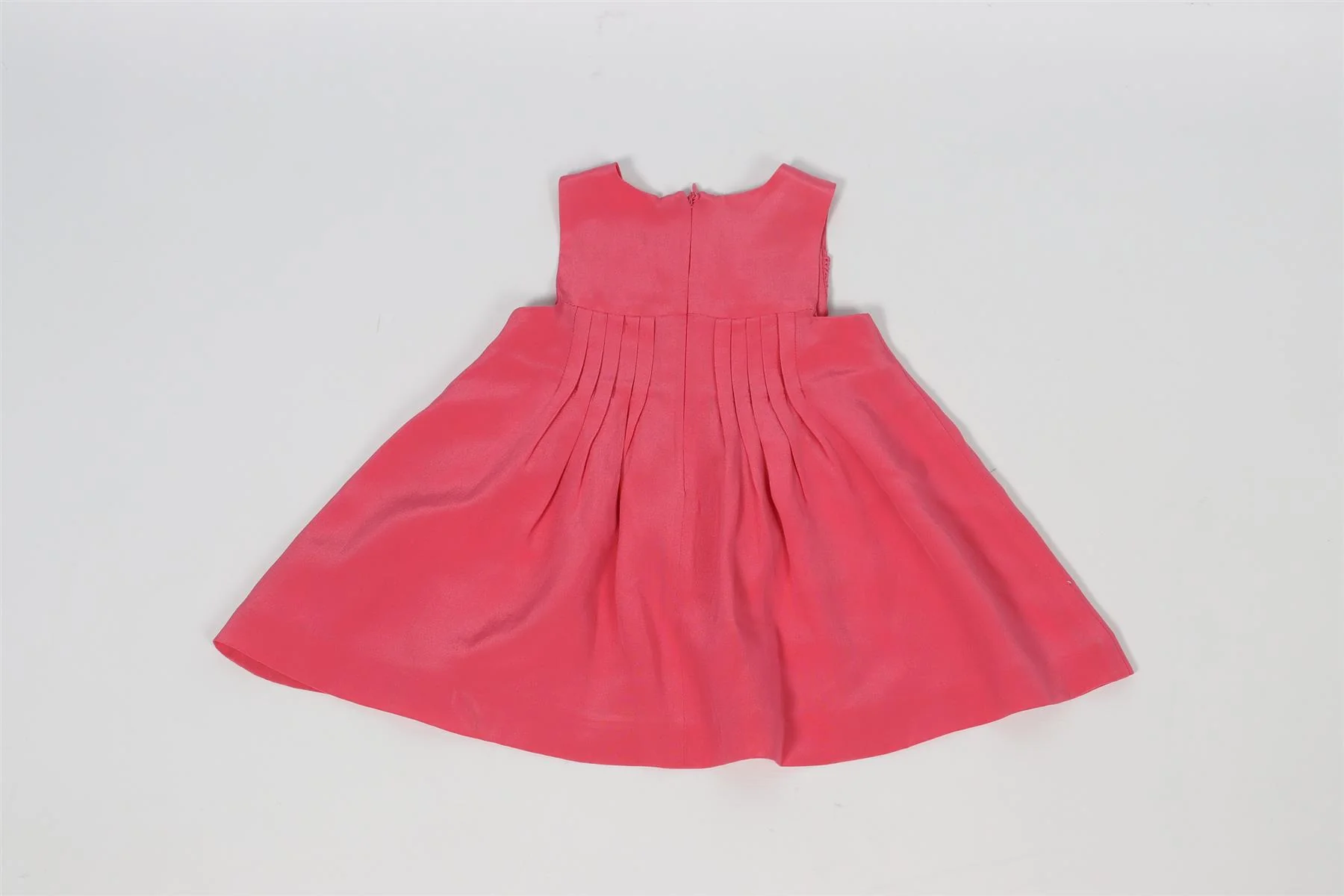 CHRISTIAN DIOR PINK BABY GIRLS SILK DRESS AND BLOOMERS SET 6 MONTHS - Image 4