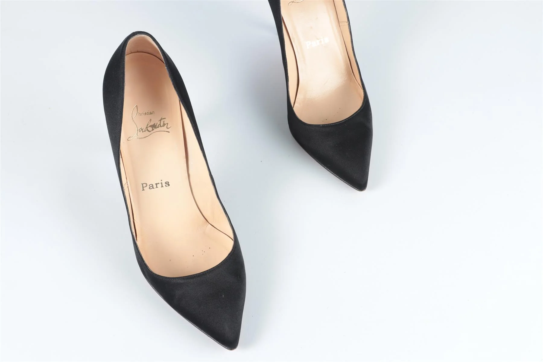CHRISTIAN LOUBOUTIN BLACK SATIN PUMPS EU 39 UK 6 US 9 - Image 4