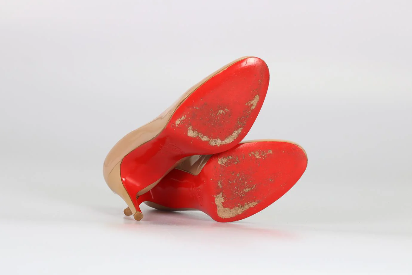 CHRISTIAN LOUBOUTIN PATENT LEATHER PUMPS EU 38.5 UK 5.5 US 8.5 - Image 5
