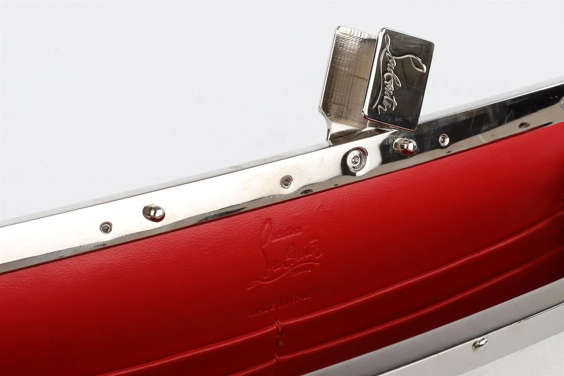 CHRISTIAN LOUBOUTIN WHITE PALMETTE MEDIUM LEATHER CLUTCH - Image 10