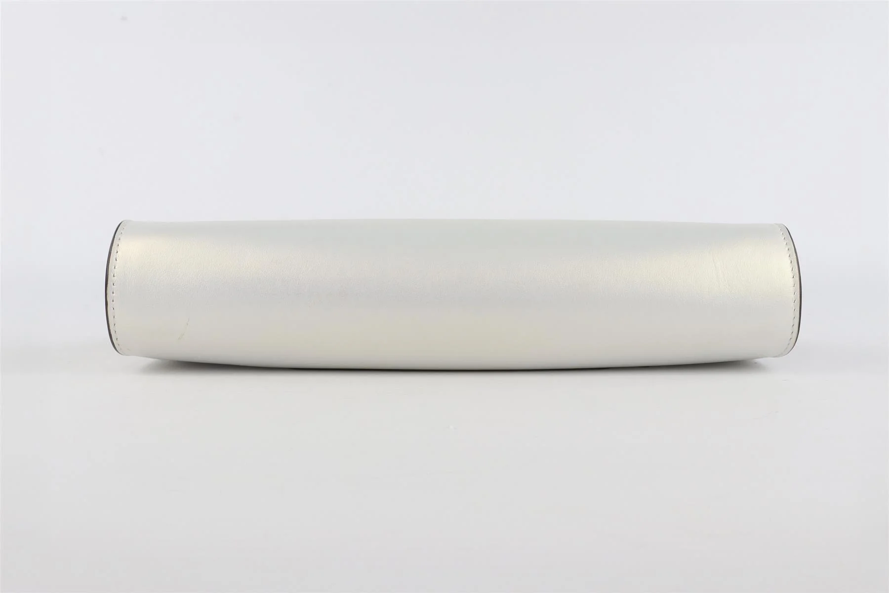 CHRISTIAN LOUBOUTIN WHITE PALMETTE MEDIUM LEATHER CLUTCH - Image 8