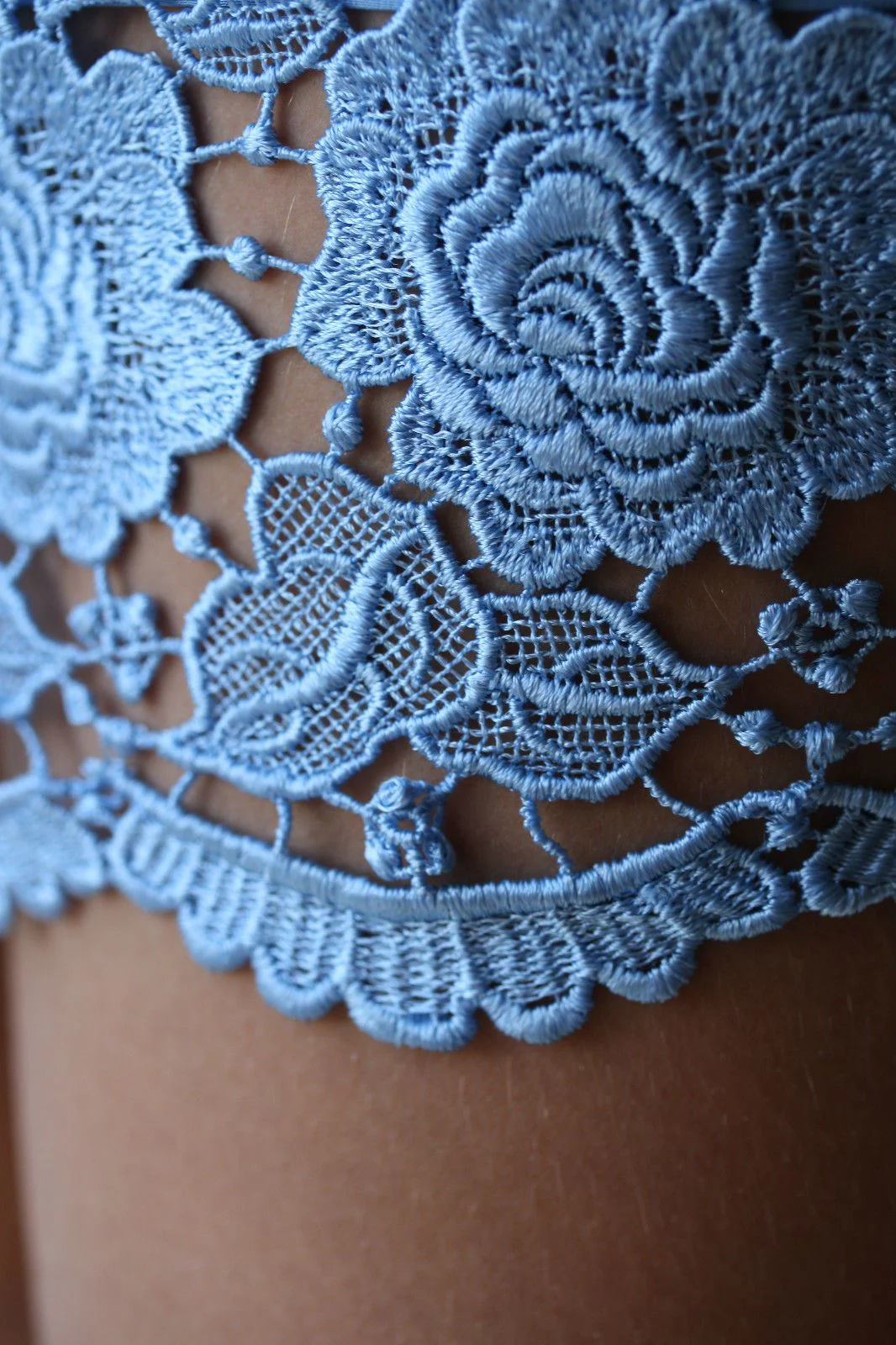 CHRISTOPHER KANE LIGHT BLUE GUIPURE LACE DRESS UK 10 - Image 5