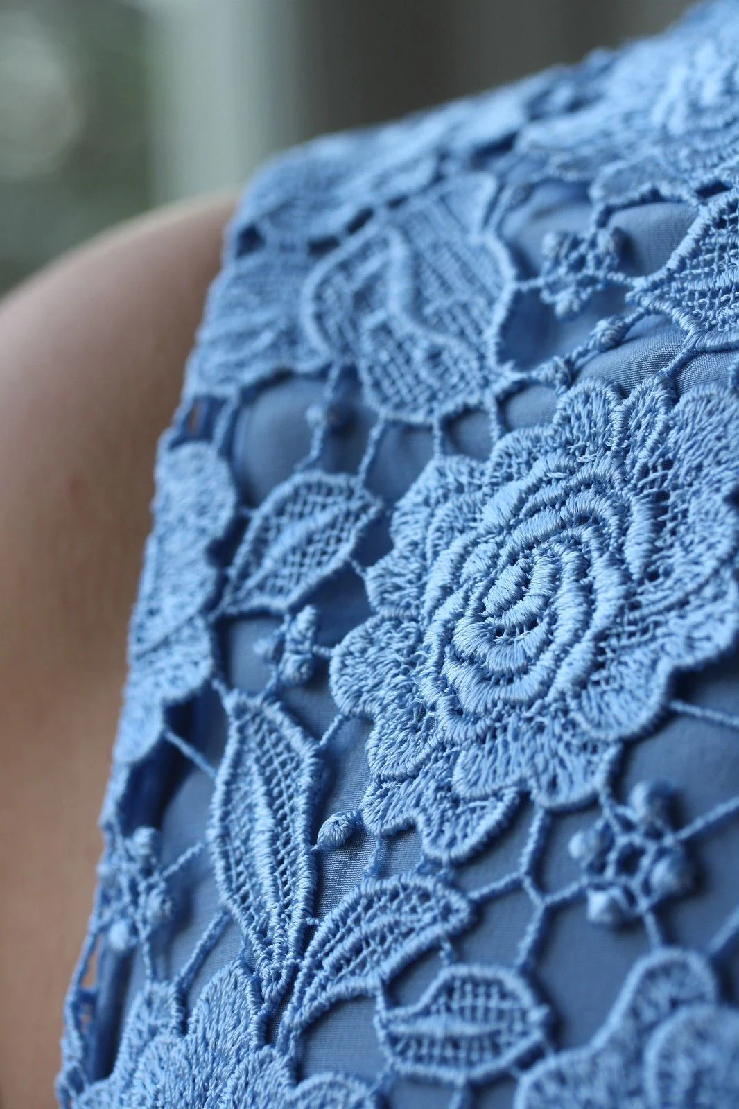 CHRISTOPHER KANE LIGHT BLUE GUIPURE LACE DRESS UK 10 - Image 6