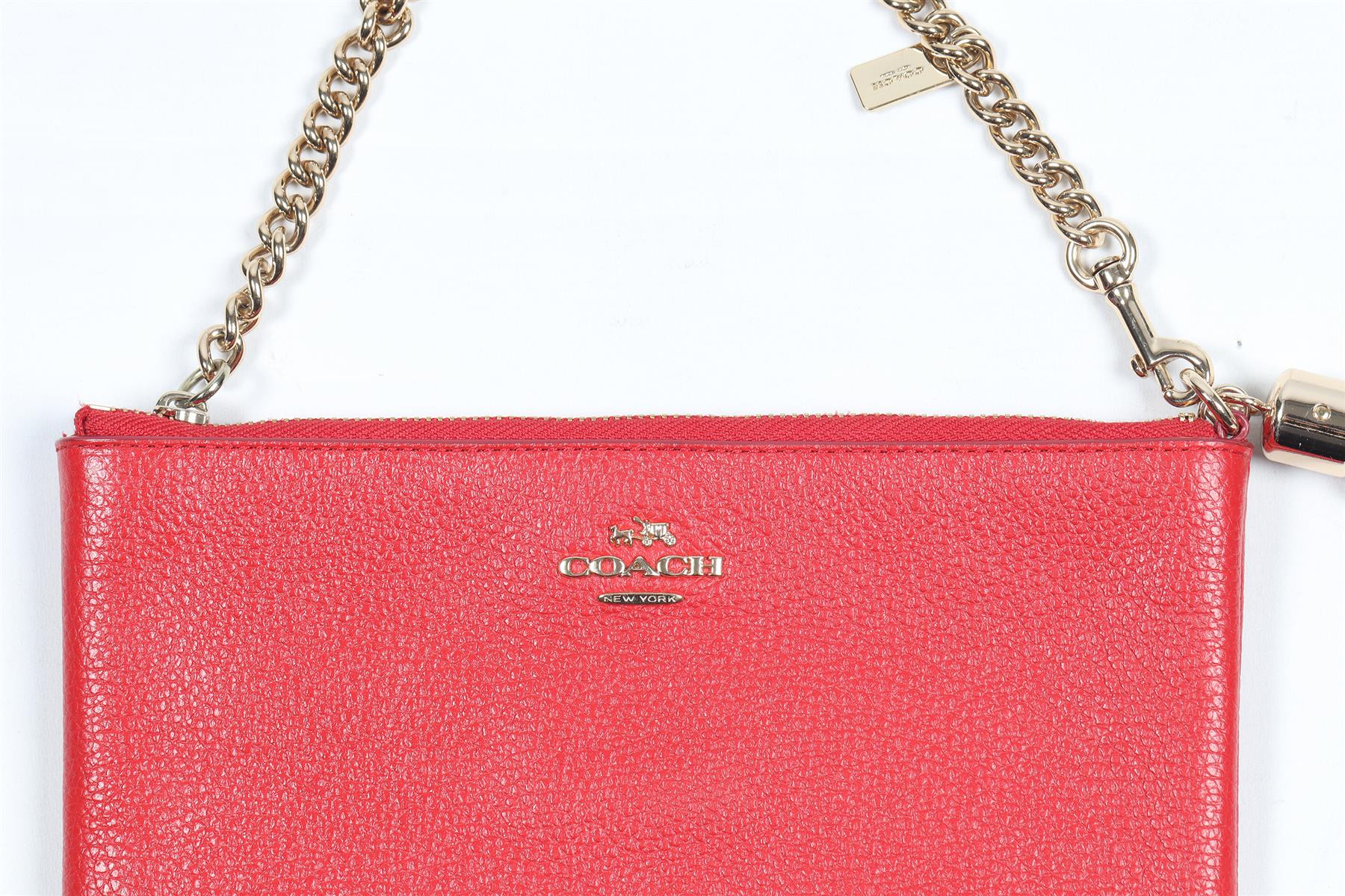 COACH RED LEATHER POUCH - Image 3