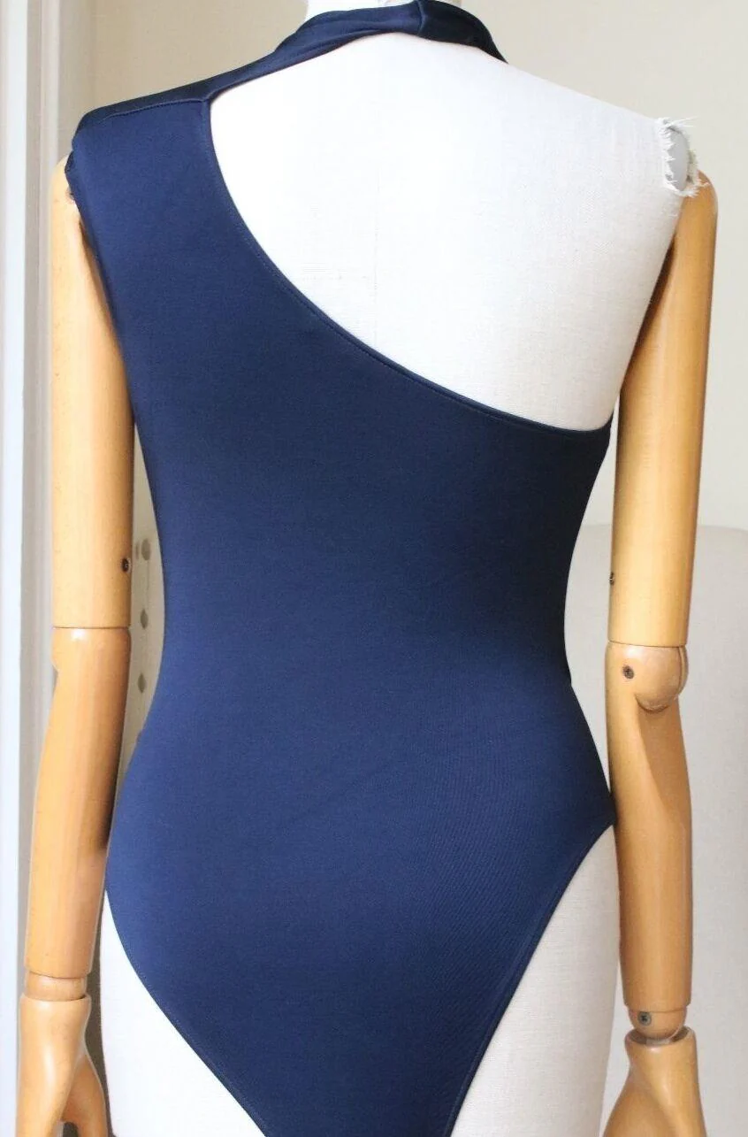 CUSHNIE ET OCHS TWISTED WRAP EFFECT STRETCH JERSEY BODYSUIT XSMALL - Image 4