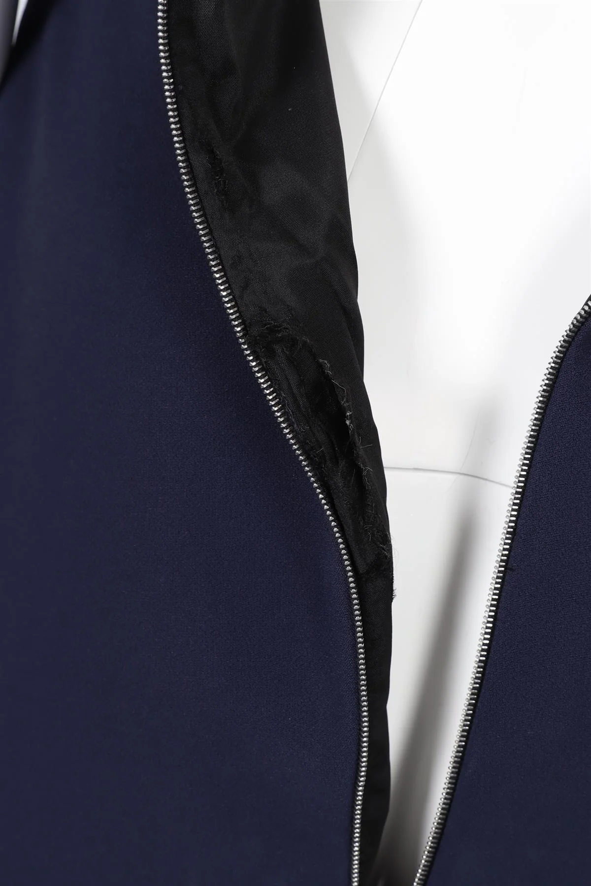 DAVID KOMA NAVY CRYSTAL AND CREPE MAXI DRESS UK 8 - Image 5