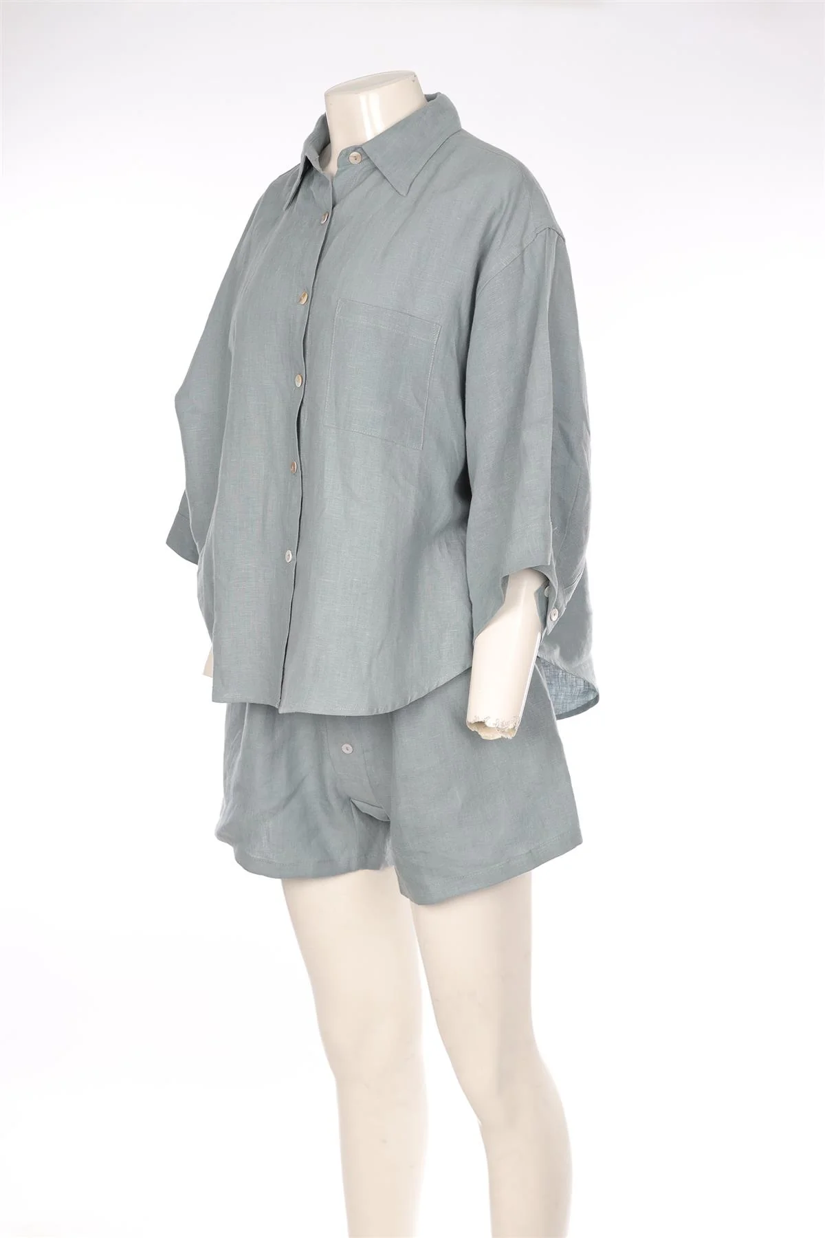 DEIJI STUDIOS BLUE LINEN SHORTS AND TOP SET SMALL-MEDIUM - Image 3