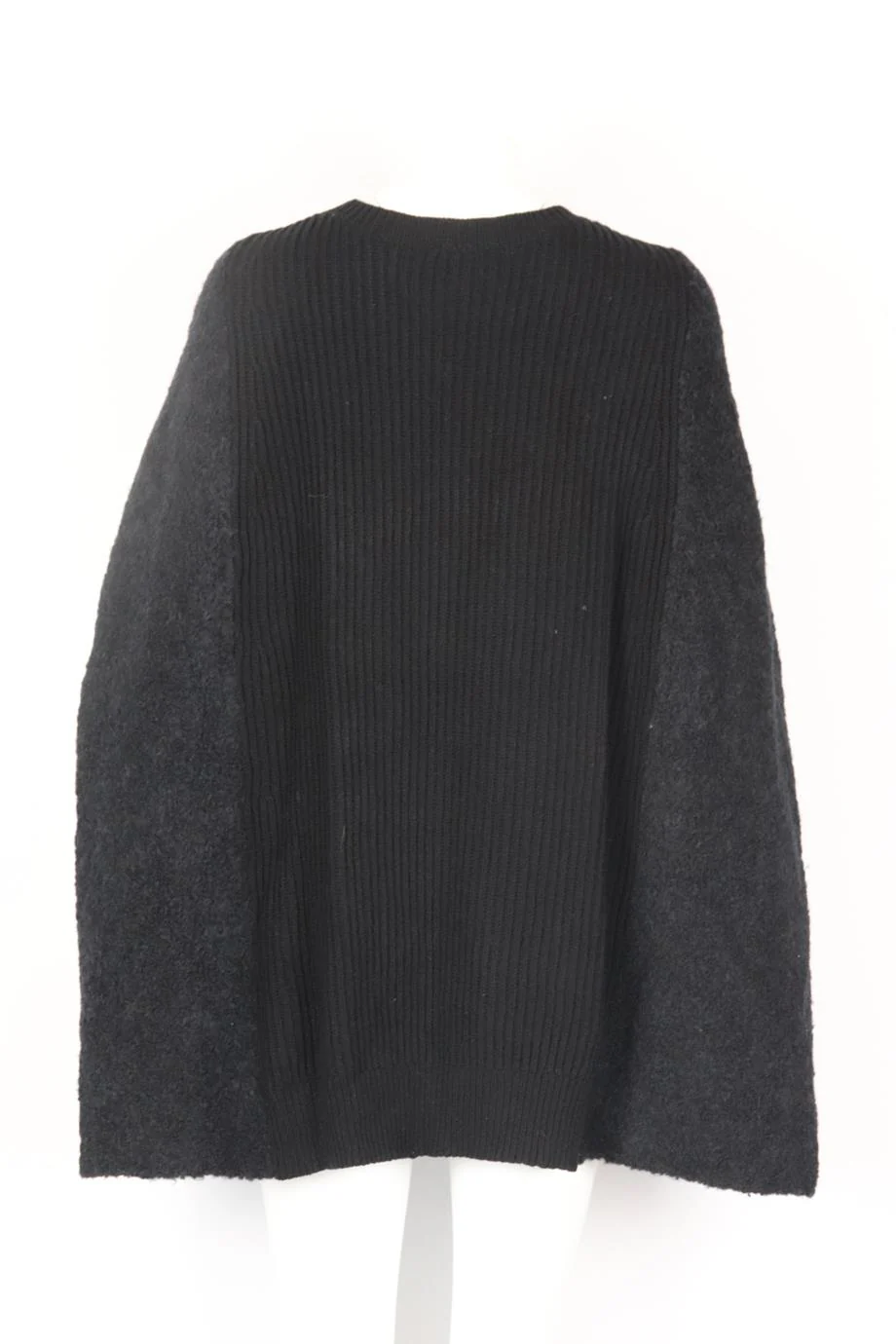 DKNY WOOL AND CASHMERE BLEND PONCHO MEDIUM-LARGE - Image 4