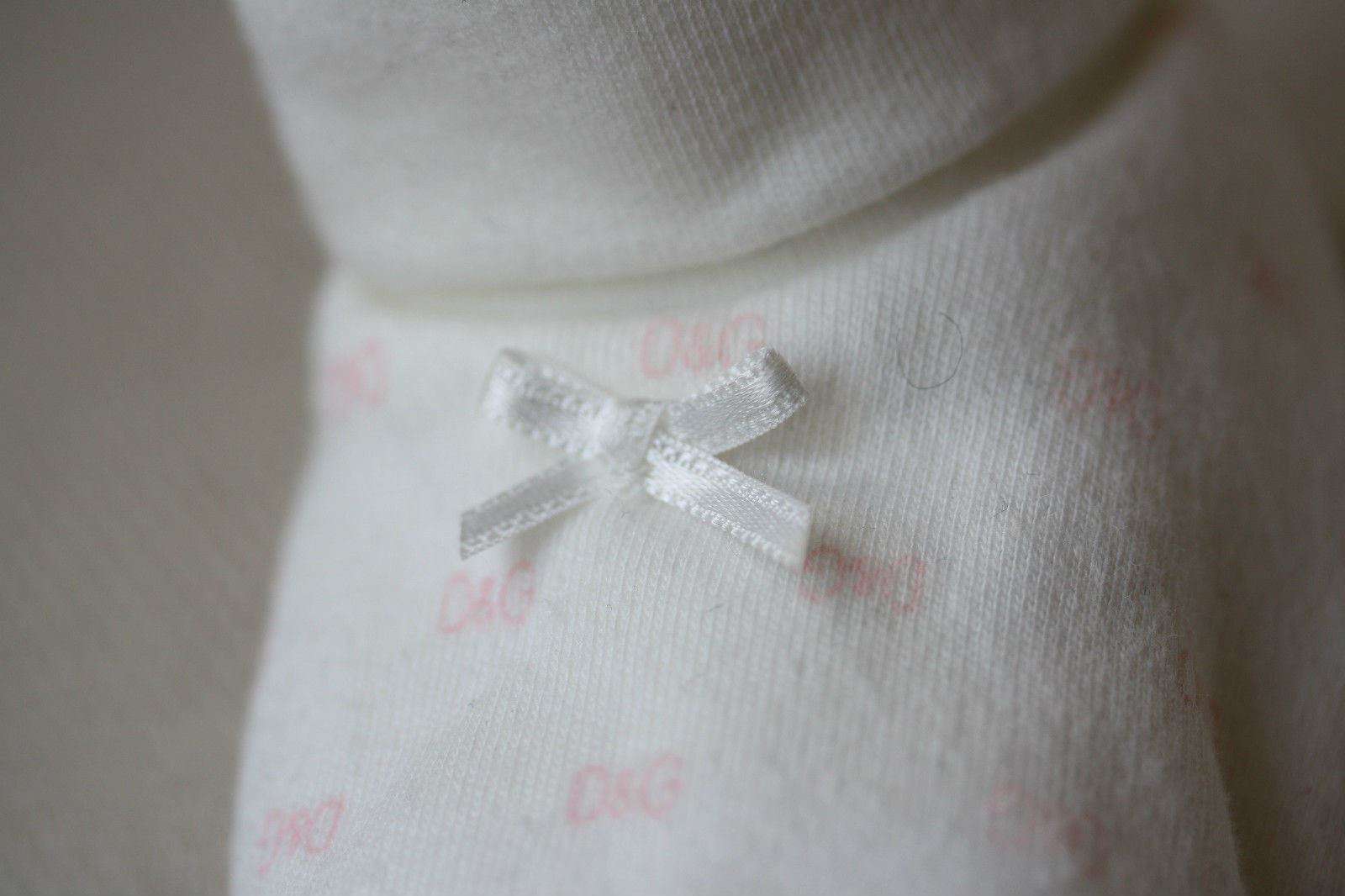 DOLCE AND GABBANA BABY HAT AND BOOTIES SET 6-9 MONTHS - Image 4