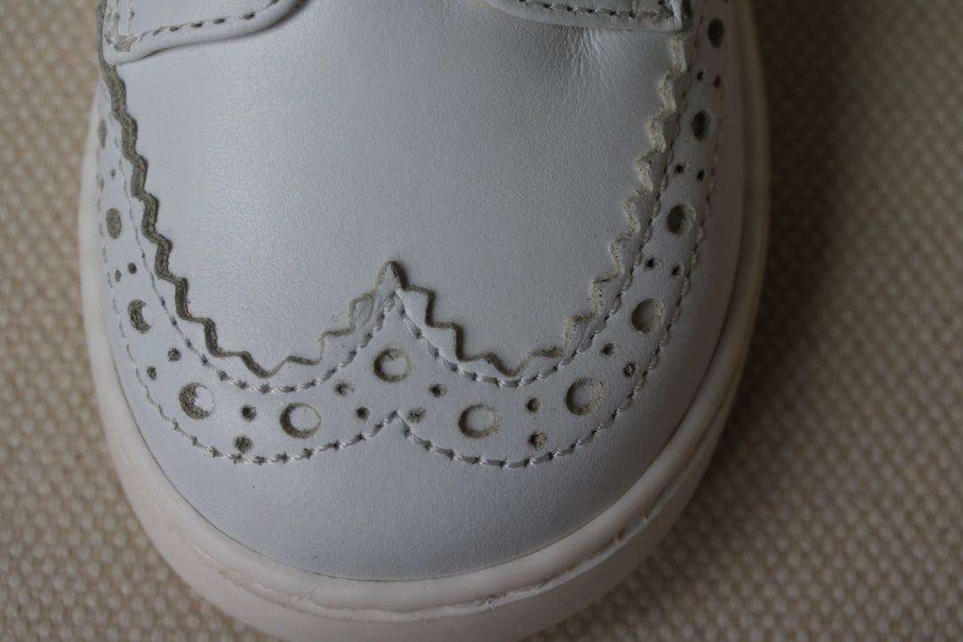 DOLCE AND GABBANA BABY WHITE LEATHER SHOES EU 21 UK 4.5 - Image 4
