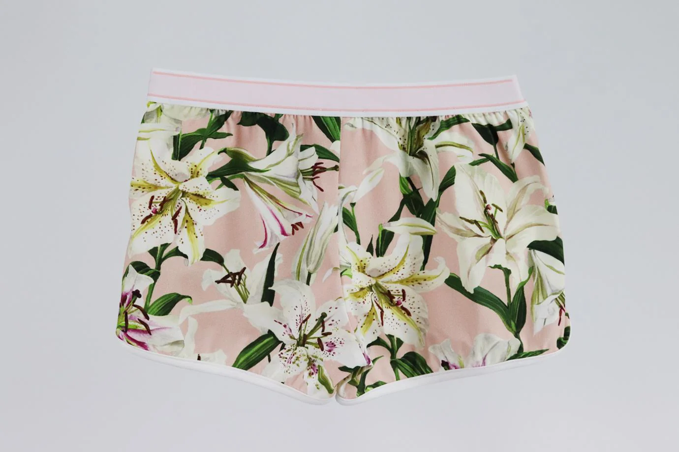 DOLCE AND GABBANA KIDS GIRLS FLORAL SHORTS 5 YEARS - Image 3