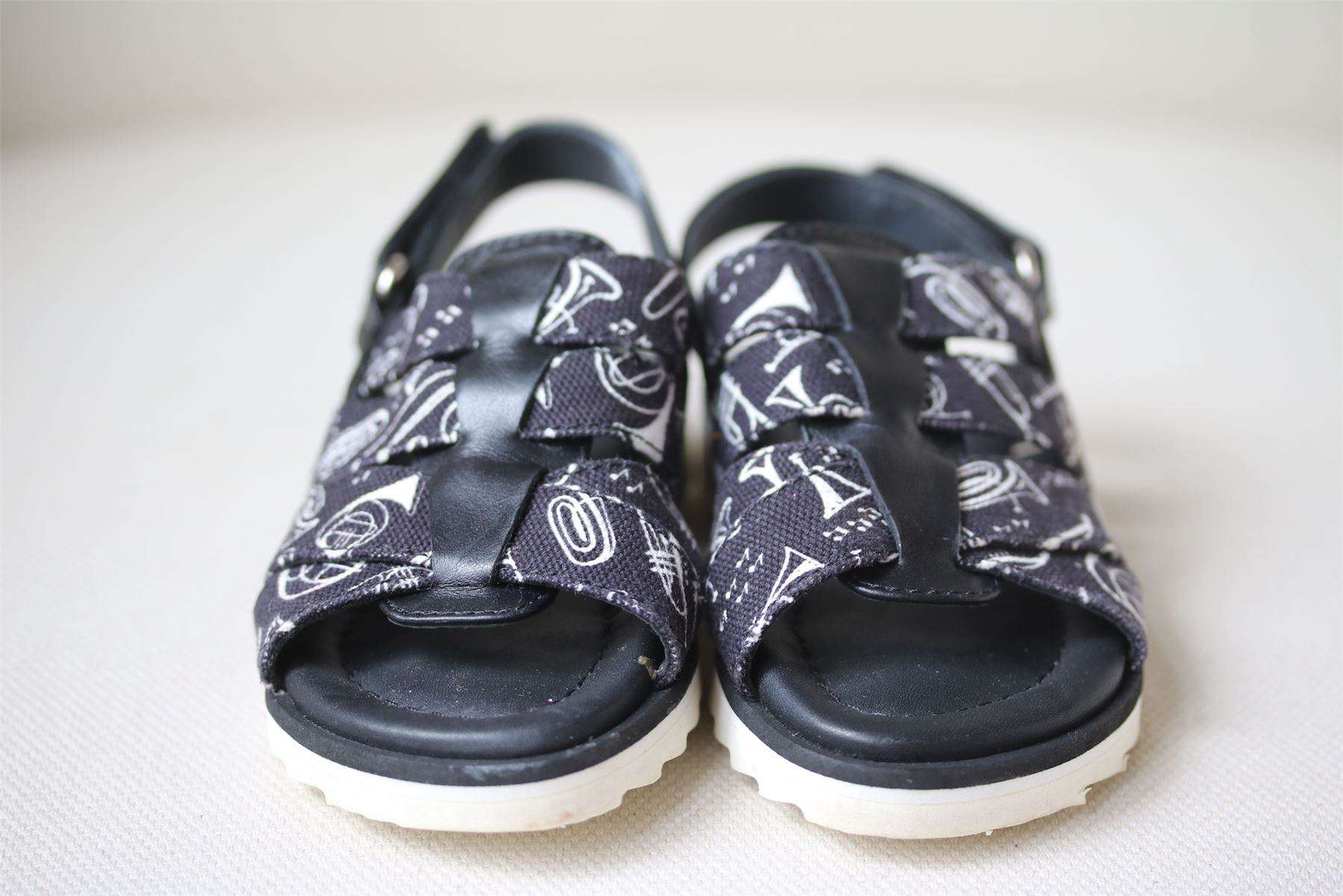 DOLCE & GABBANA BABY BOYS BLACK TRUMPET PRINT SANDALS EU 22 UK 5 - Image 2