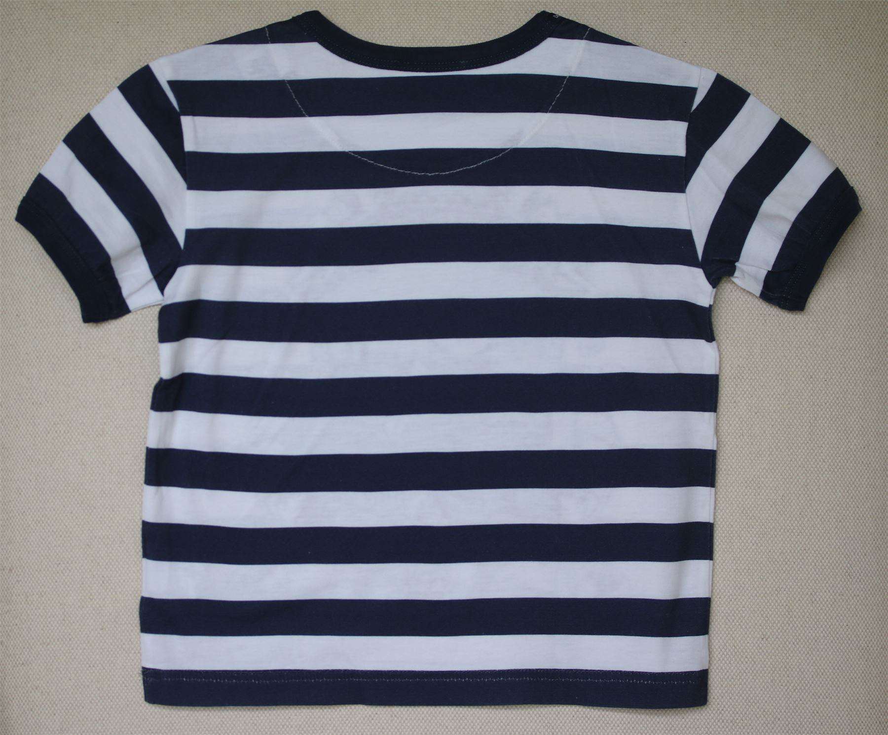 DOLCE & GABBANA BOYS WHITE & BLUE CAPRI TOP 2 YEARS - Image 4