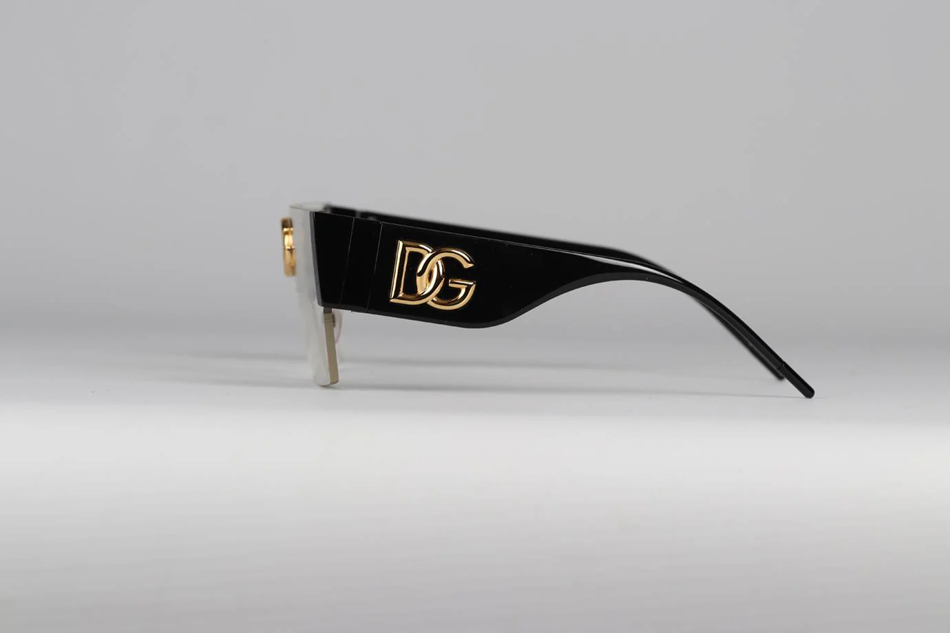DOLCE & GABBANA D-FRAME ACETATE SUNGLASSES - Image 5