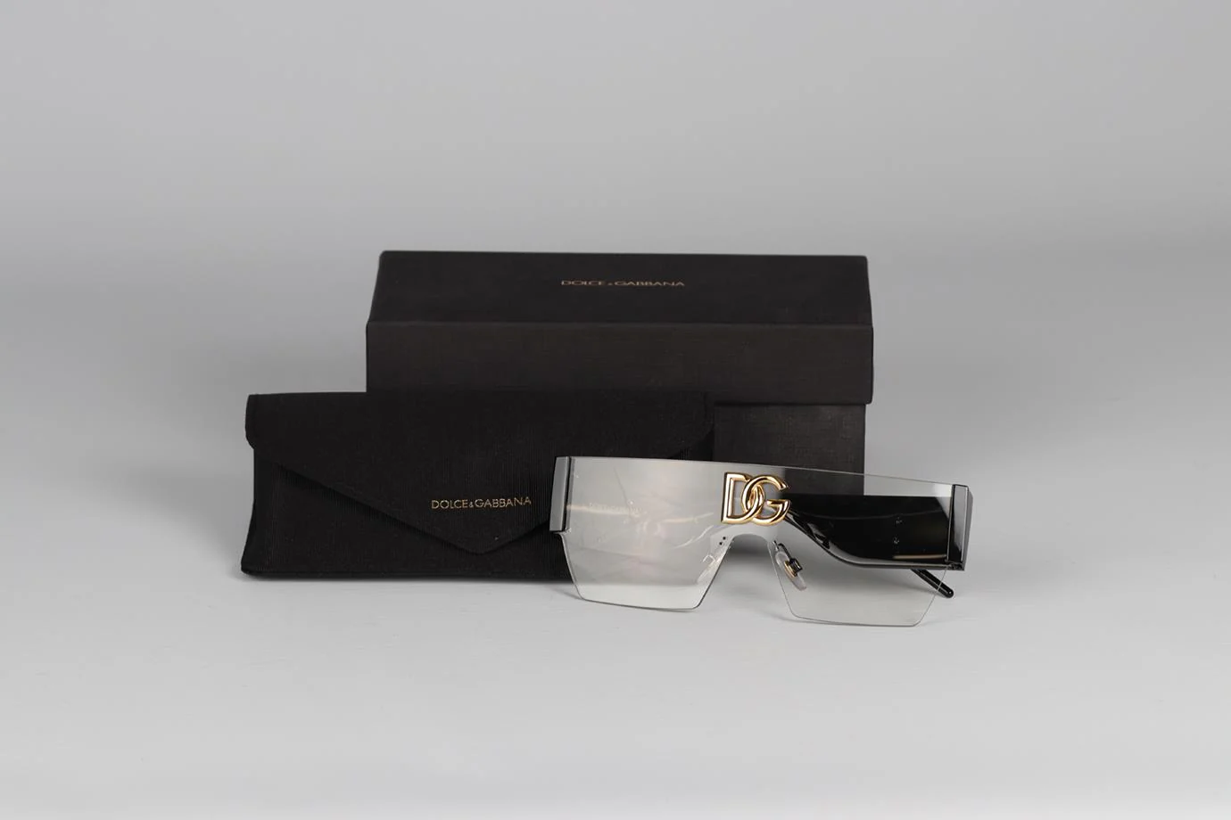 DOLCE & GABBANA D-FRAME ACETATE SUNGLASSES - Image 9