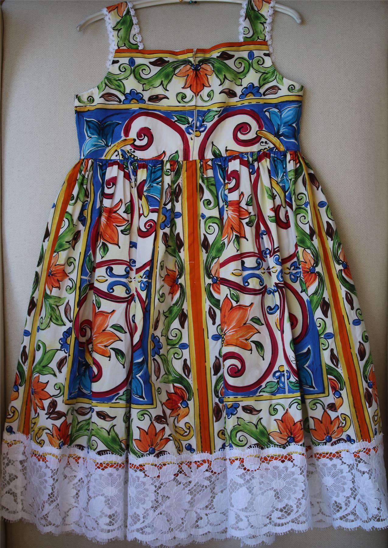 DOLCE & GABBANA GIRLS MAJOLICA PRINT DRESS 6 YEARS - Image 3