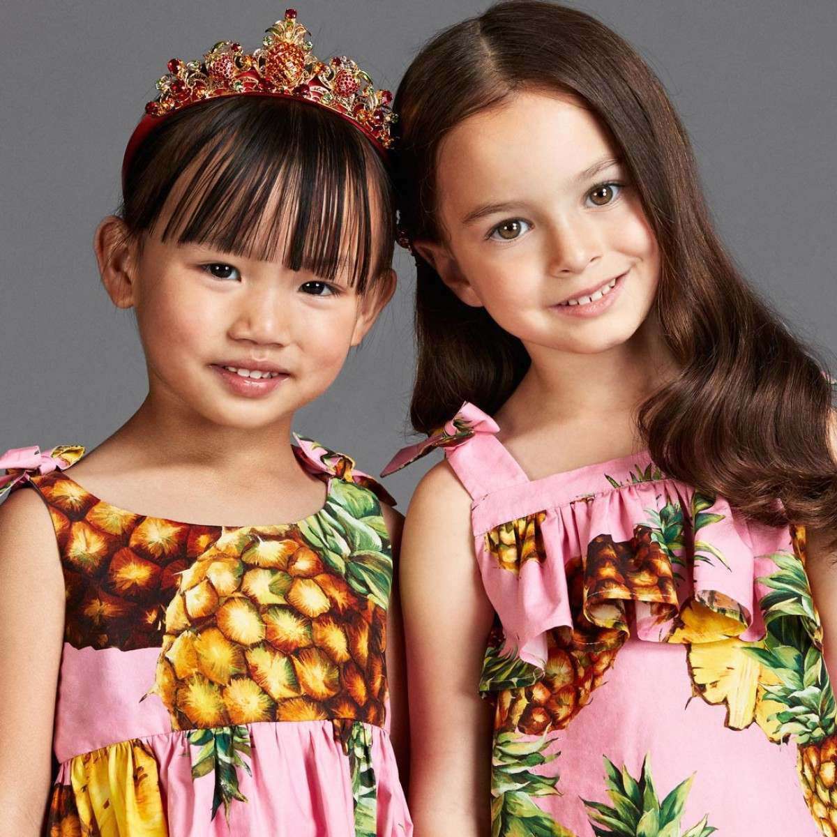 DOLCE & GABBANA GIRLS PINK PINEAPPLE PRINT DRESS 4 YEARS - Image 2