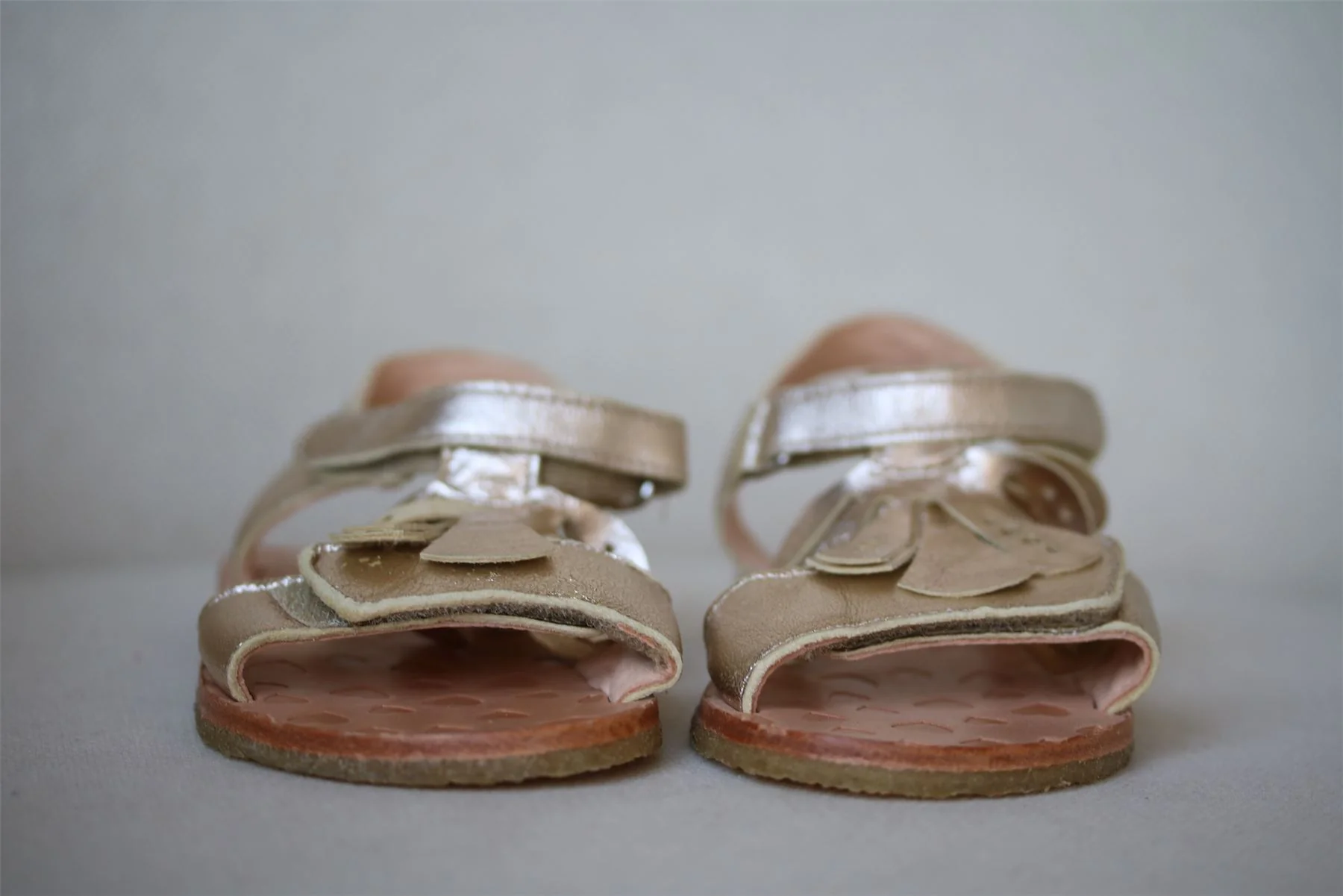 EASY PEASY GIRLS GOLD LEATHER FAFA SANDALS EU 25 UK 7.5 - Image 3
