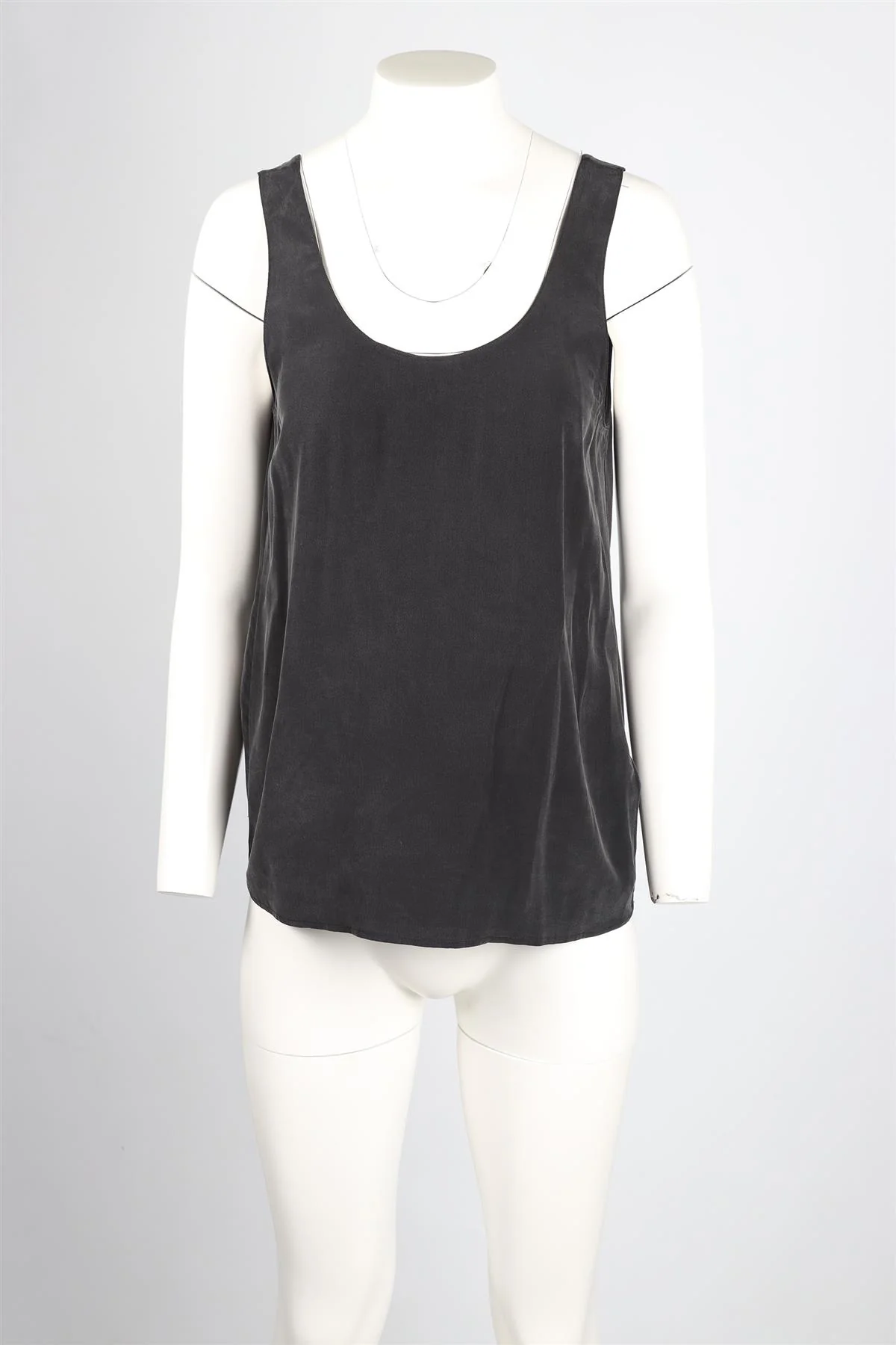 EQUIPMENT BLACK SILK TOP SMALL - Image 2