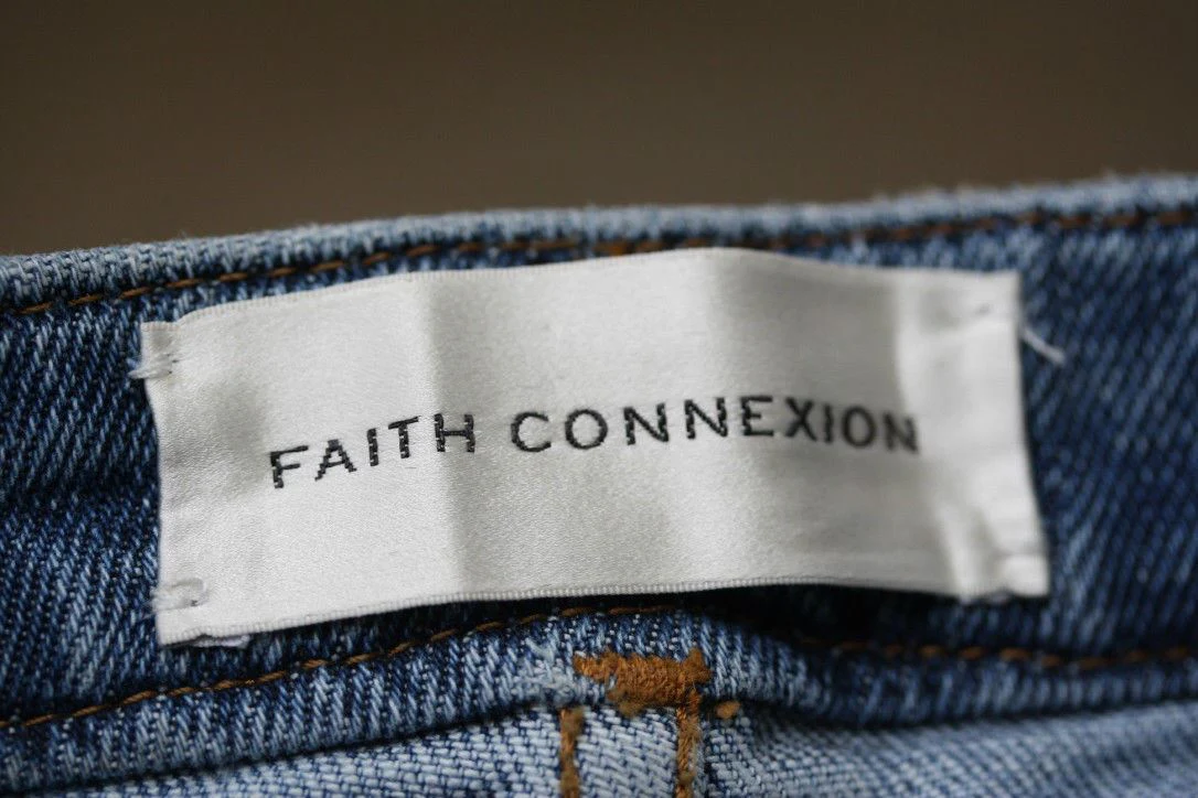 FAITH CONNEXION DISTRESSED CROPPED LIGHT BLUE SLIM JEANS W25 UK 6/8 - Image 7