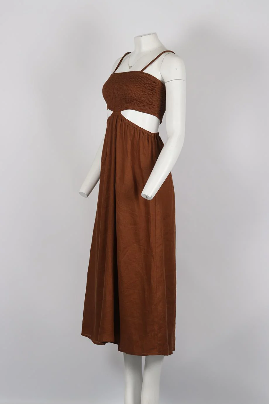 FAITHFUL THE BRAND SHIRRED CUTOUT LINEN MIDI DRESS XSMALL - Image 3