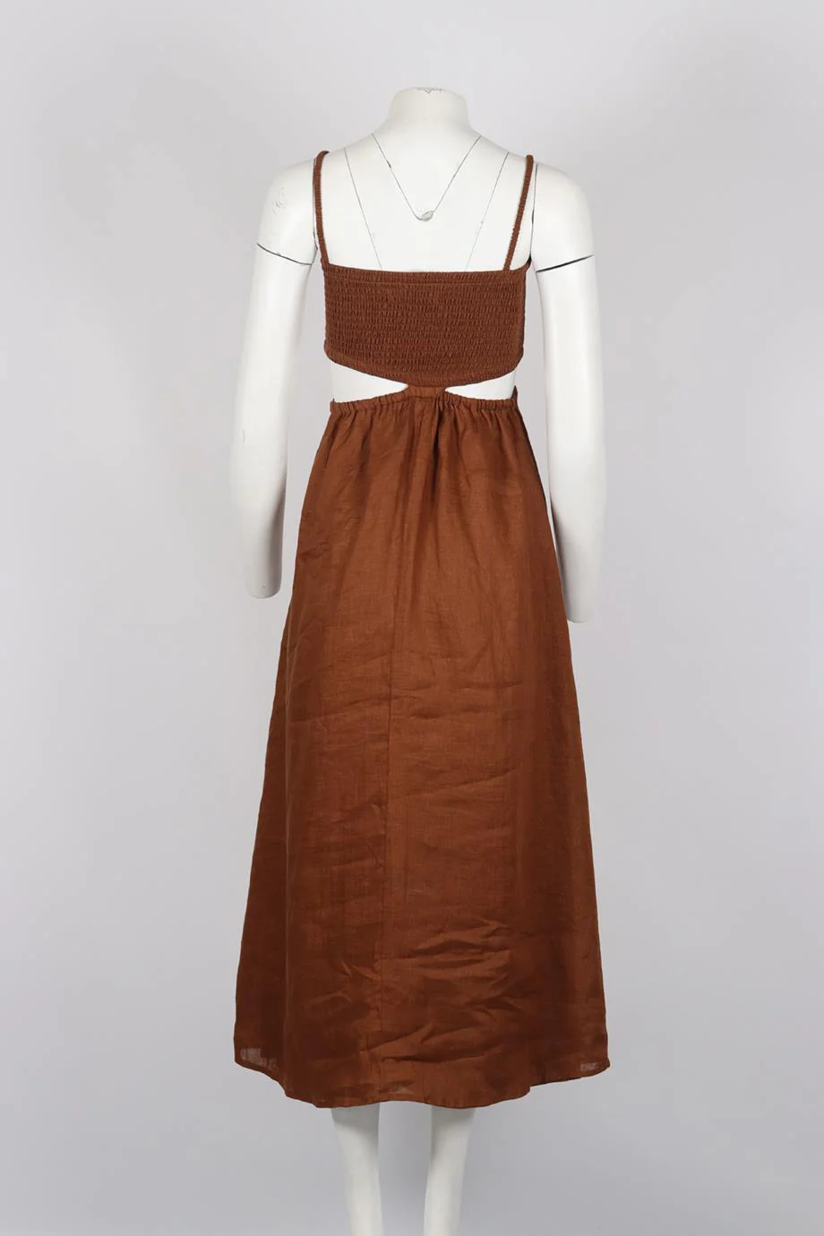FAITHFUL THE BRAND SHIRRED CUTOUT LINEN MIDI DRESS XSMALL - Image 4