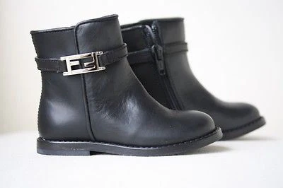 FENDI BABY BLACK LEATHER FF BOOTS SHOES EU 21 UK 4.5 - Image 2