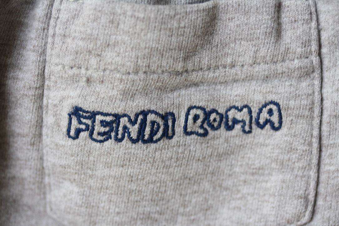 FENDI BABY GREY ROMA SHORTS 6 MONTHS - Image 3