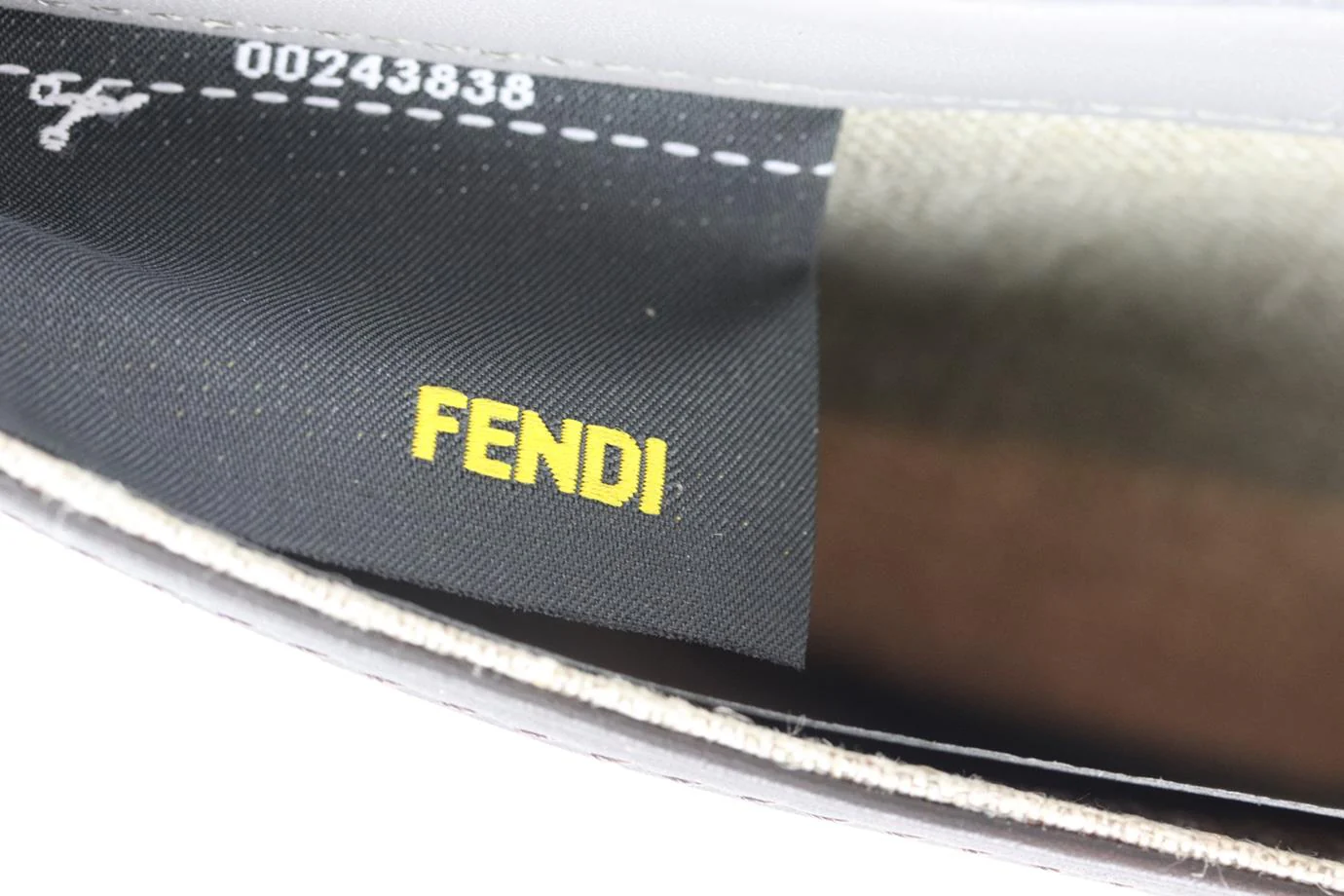 FENDI BUSTINA PYTHON AND LEATHER CLUTCH - Image 7