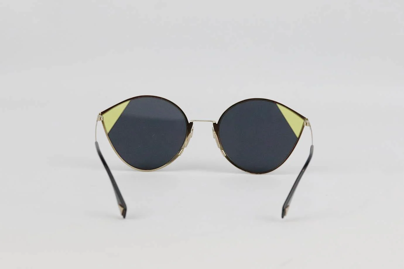 FENDI CAT EYE METAL FRAME SUNGLASSES - Image 4
