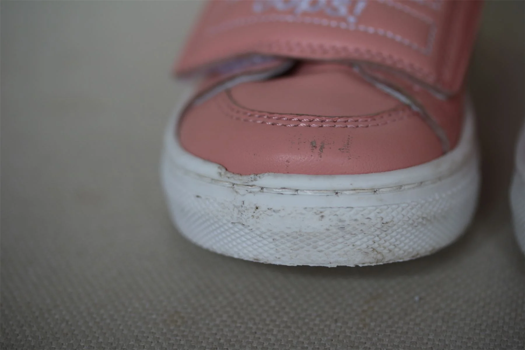 FENDI GIRLS PINK TEXT TRAINERS EU 24 UK 7 - Image 4