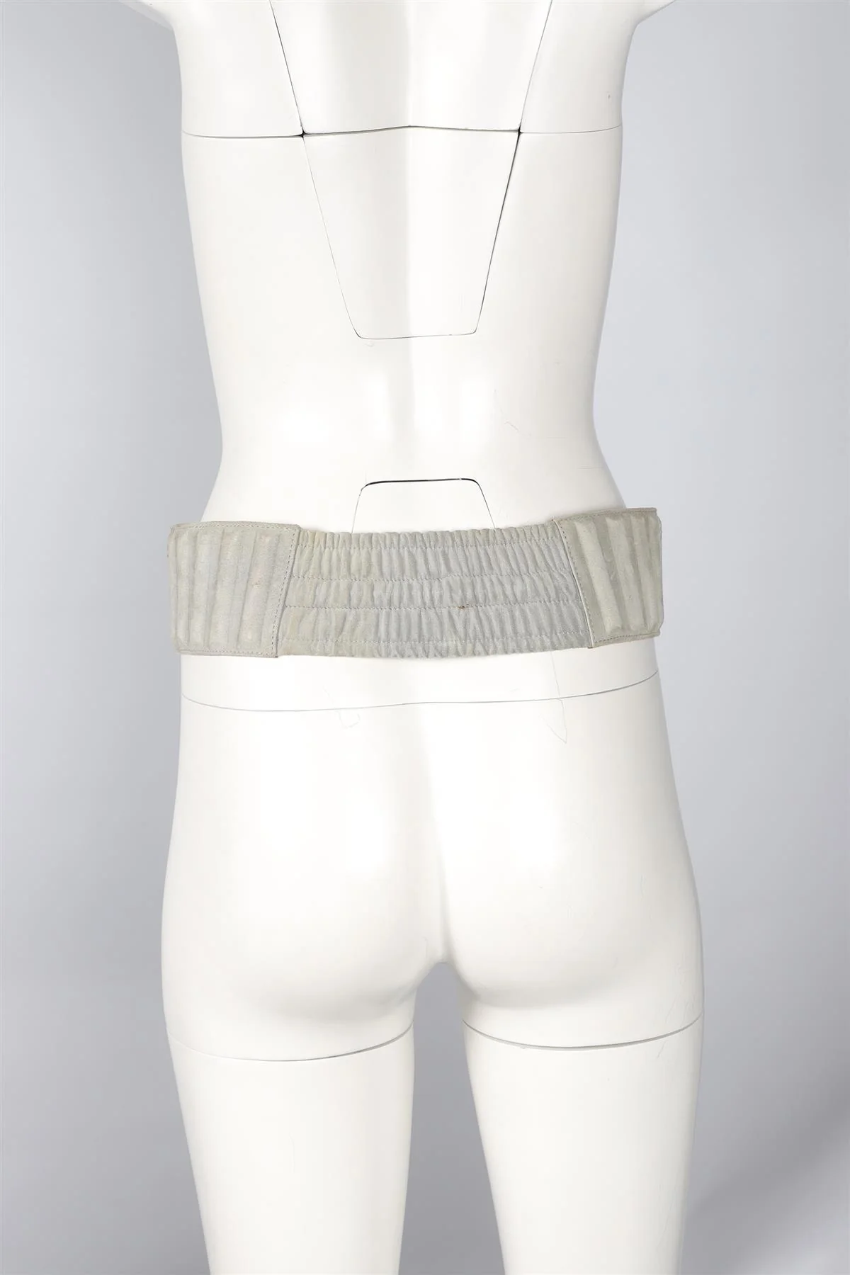 FENDI GREY SUEDE WAIST BELT - Image 9