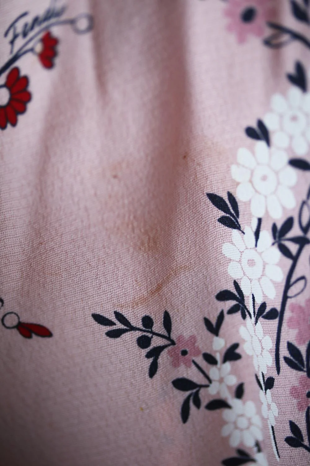 FENDI KIDS GIRLS FLORAL PRINT SILK CREPE DRESS 5 YEARS - Image 3