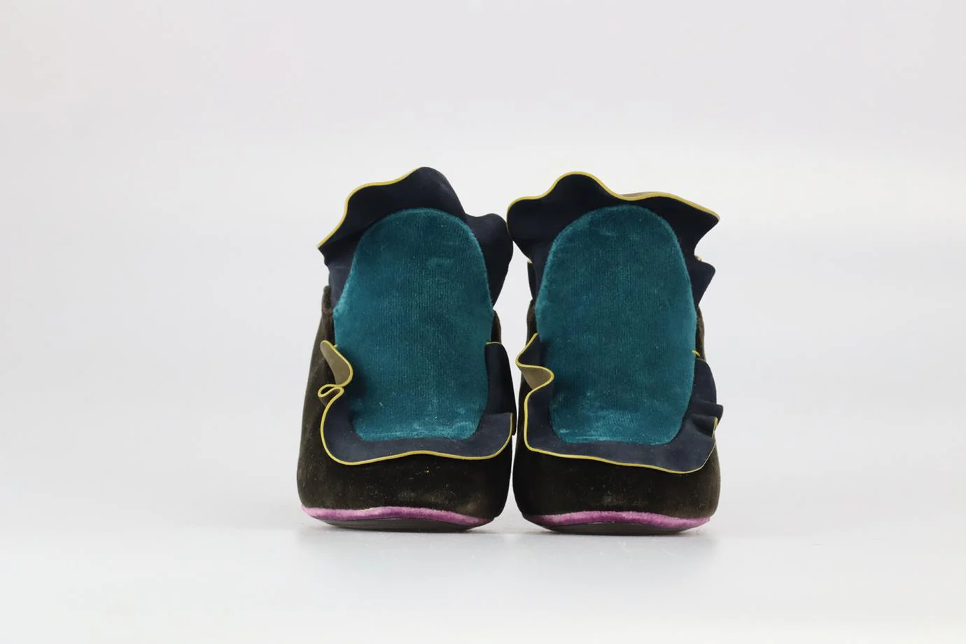 FENDI VELVET AND SUEDE MULES EU 39.5 UK 6.5 US 9.5 - Image 3