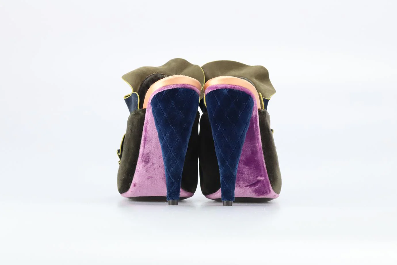 FENDI VELVET AND SUEDE MULES EU 39.5 UK 6.5 US 9.5 - Image 4