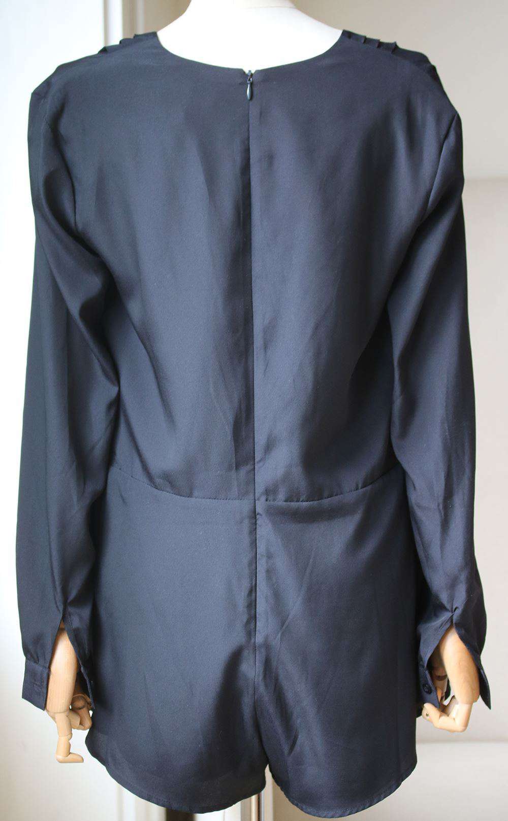 FINDERS KEEPERS GAM PLAN LONG SLEEVE PLAYSUIT SMALL - Image 4