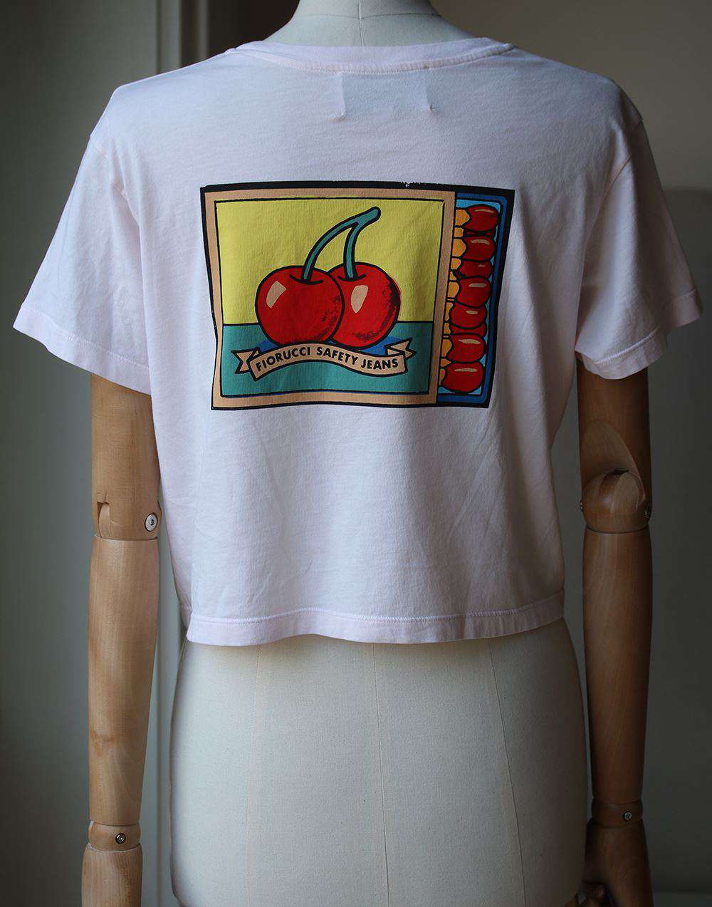 FIORUCCI VINTAGE CHERRIES JERSEY CROP T-SHIRT SMALL - Image 5