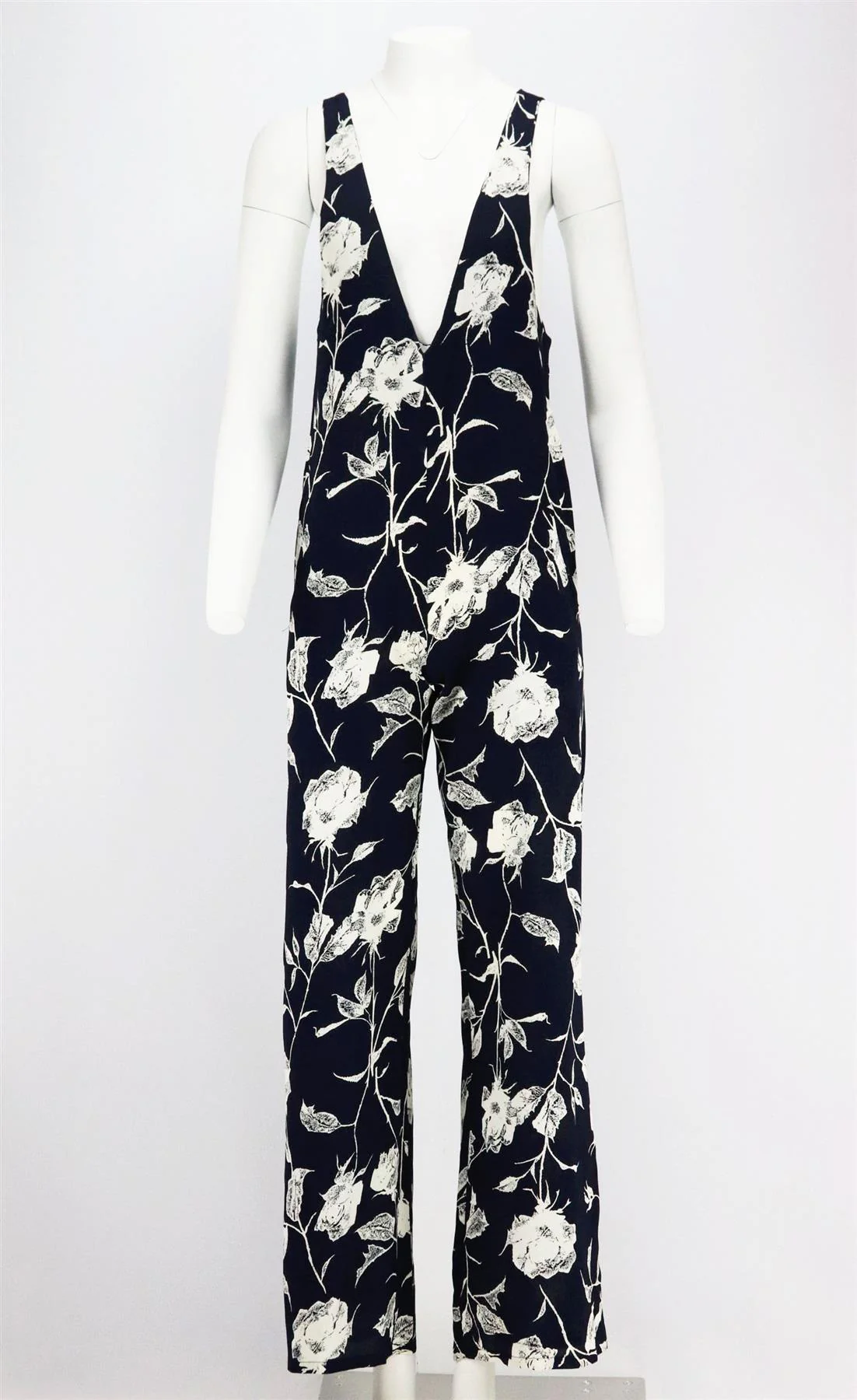 FLYNN SKYE FLORAL PRINT CREPE JUMPSUIT SMALL - Image 2