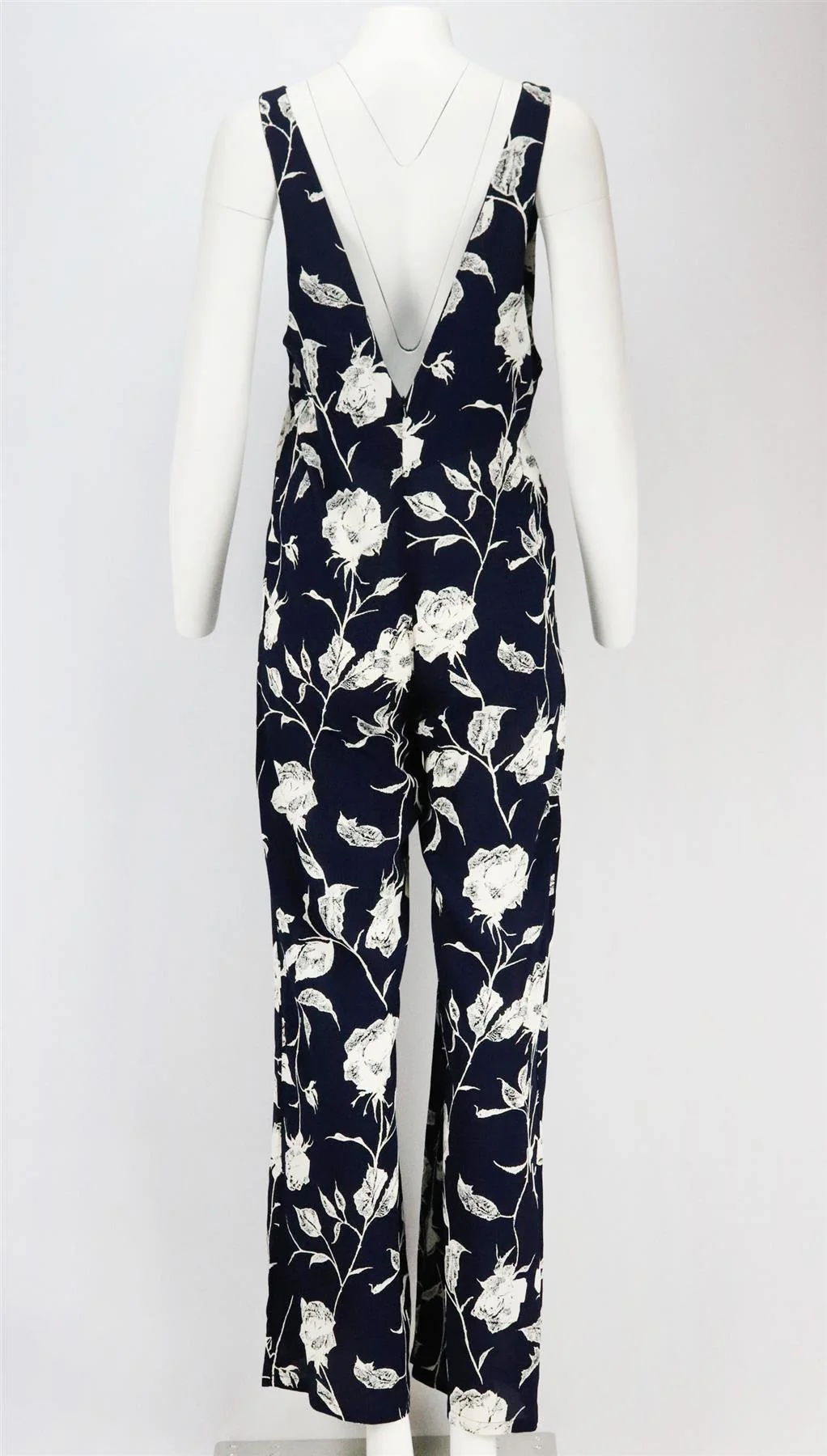 FLYNN SKYE FLORAL PRINT CREPE JUMPSUIT SMALL - Image 4
