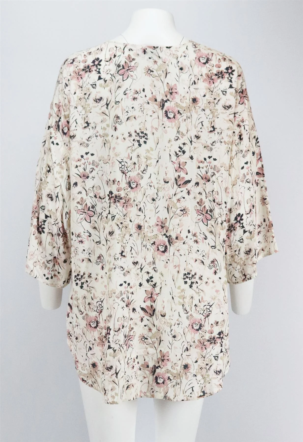 FLYNN SKYE FLORAL PRINT CREPE KIMONO SMALL - Image 4