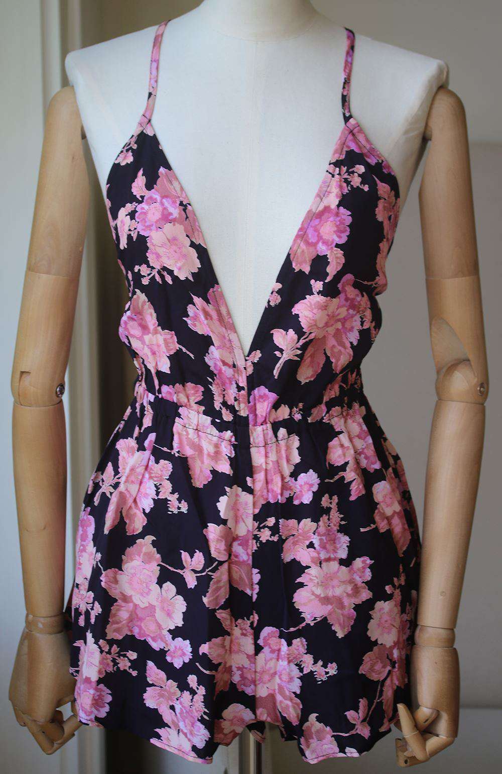 FLYNN SKYE RACHEL FLORAL ROMPER SMALL - Image 3