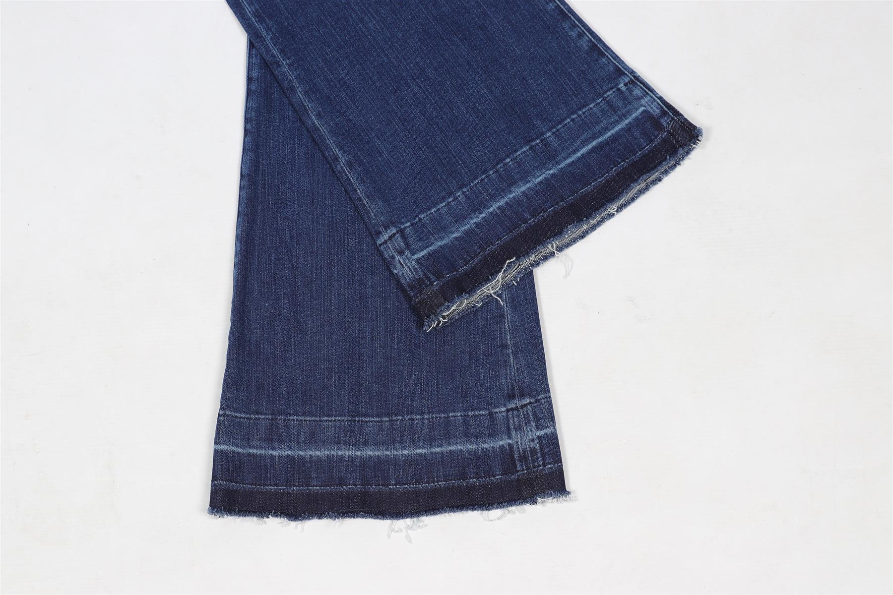 FRAME BLUE HIGH RISE FLARED JEANS W28 - Image 4