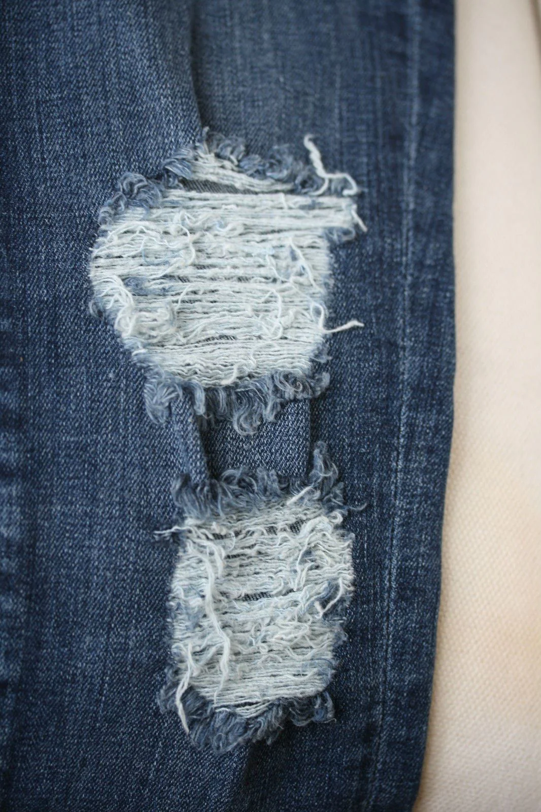 FRAME LE SKINNY DE JEANNE SEVILLE DISTRESSED JEANS W25 UK 6/8 - Image 7