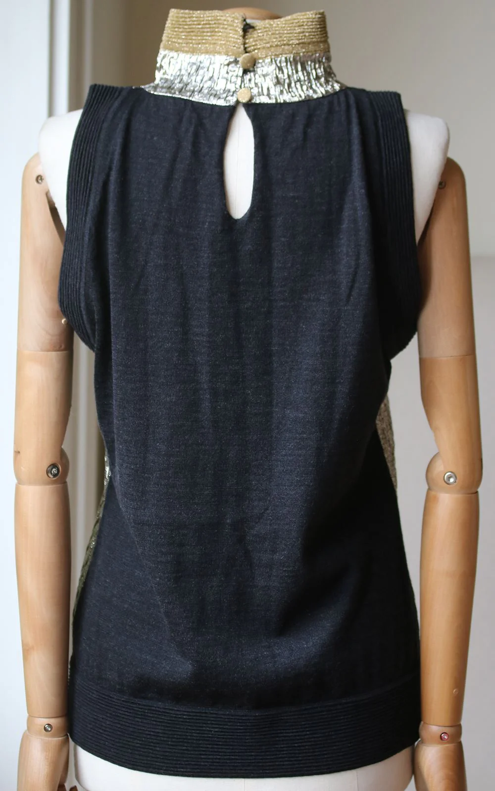 GIANFRANCO FERRI METALLIC TEXTURED TURTLENECK TOP SMALL - Image 3