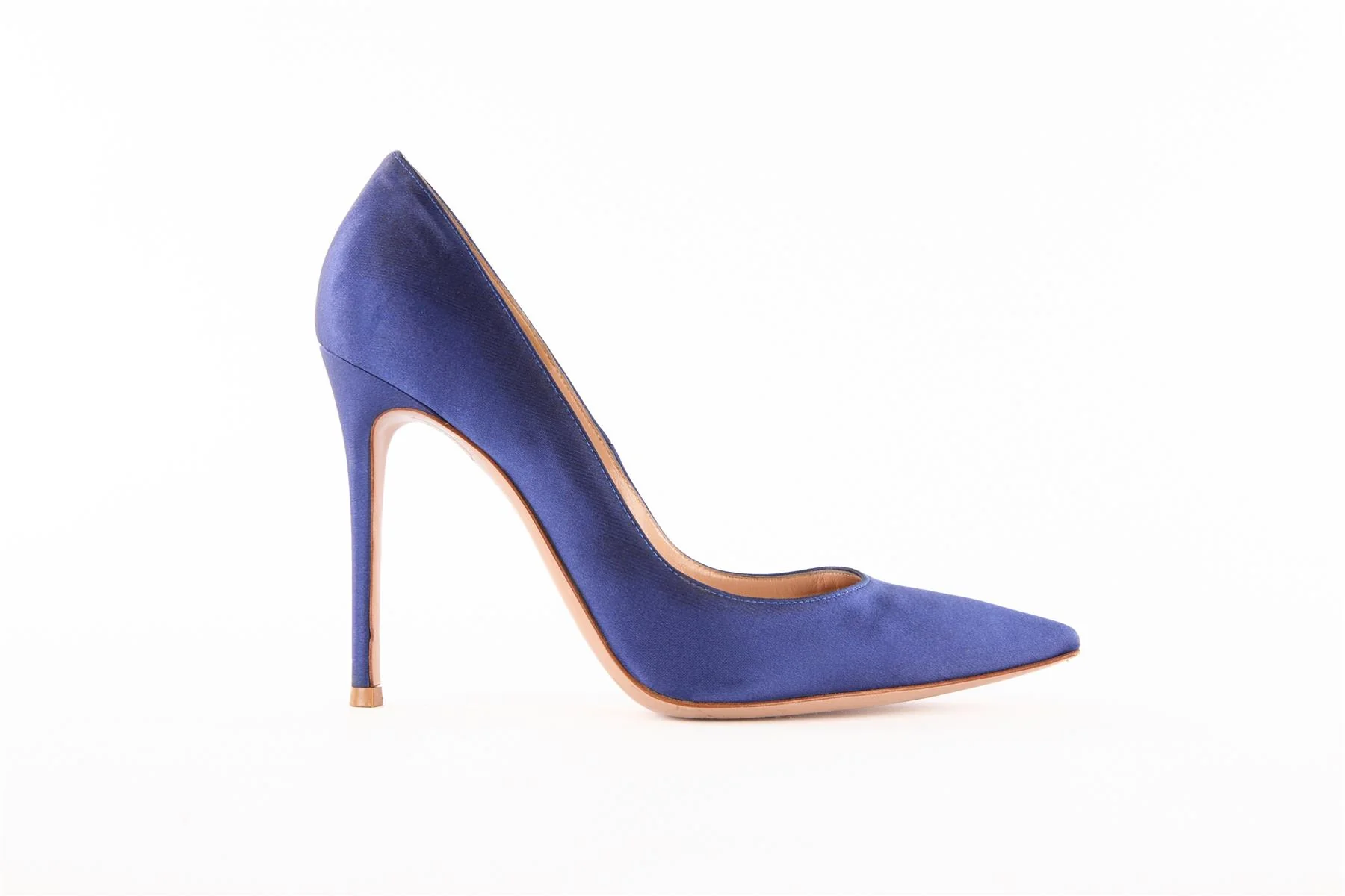 GIANVITO ROSSI BLUE SATIN PUMPS EU 39.5 UK 6.5 US 9.5 - Image 2