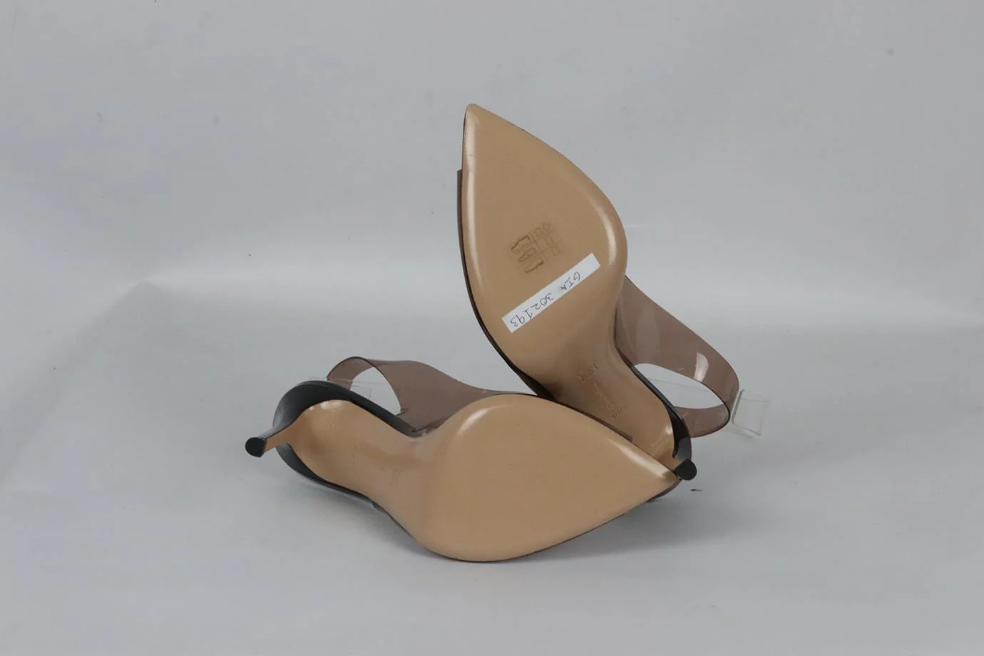 GIANVITO ROSSI BOW DETAILED PVC AND PATENT LEATHER SLINGBACK PUMPS EU 38.5 UK 5.5 US 8.5 - Image 5